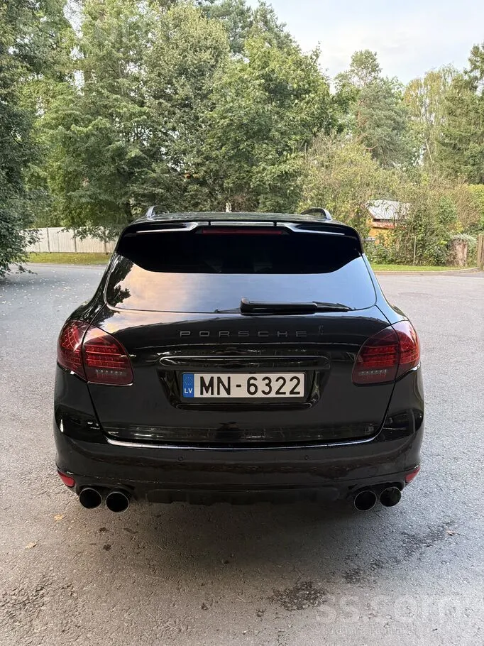 Porsche Cayenne 2011 photo 4