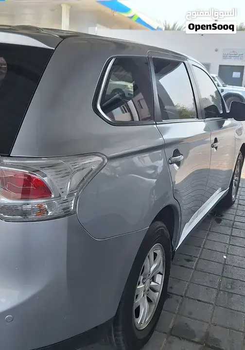 Mitsubishi Outlander 2014 photo 3