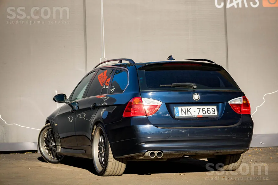 BMW 325 2007 photo 4