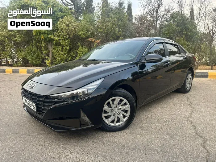 Hyundai Elantra 2023 photo 2