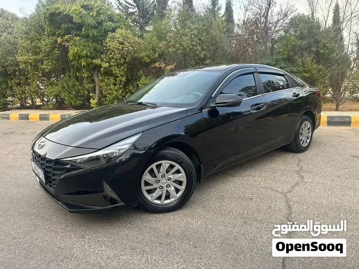 Hyundai Elantra 2023 photo 3
