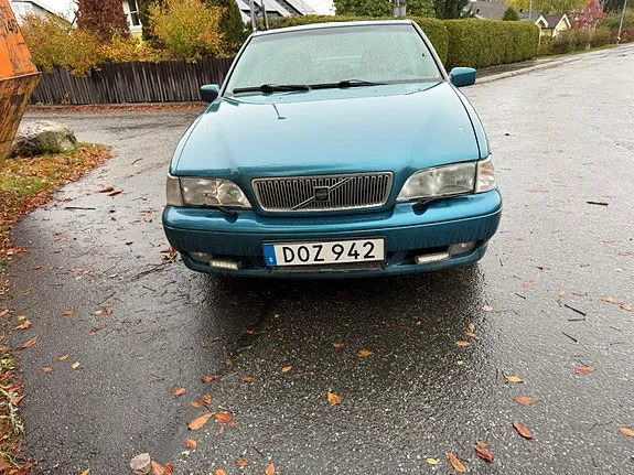 Volvo S70 1997 photo 2