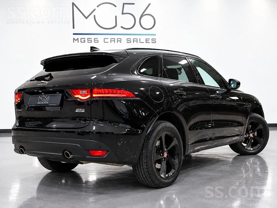 Jaguar F-Pace 2019 photo 4