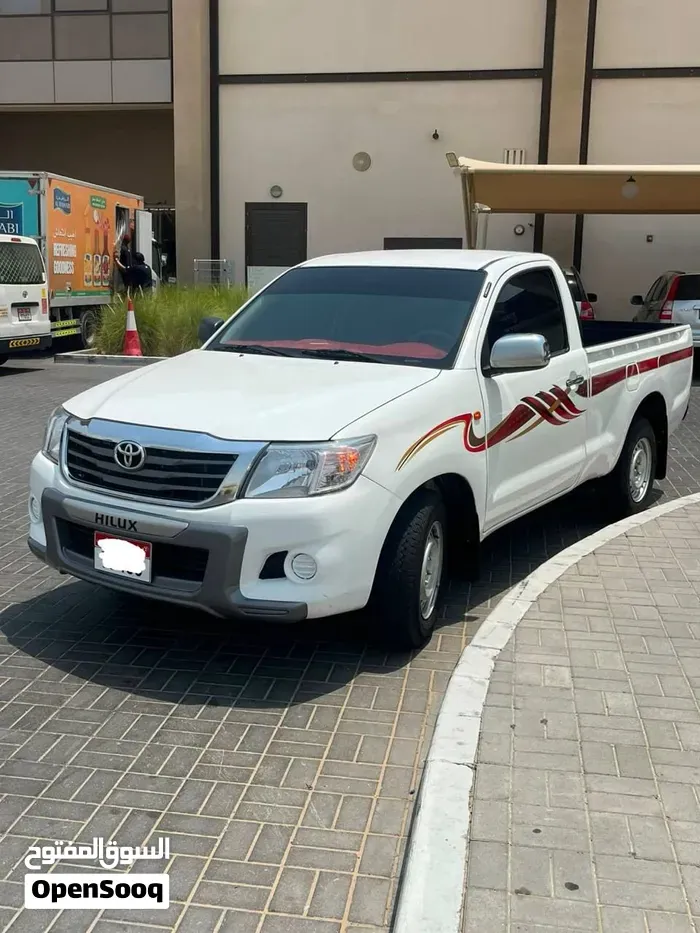 Toyota Hilux 2013 photo 2
