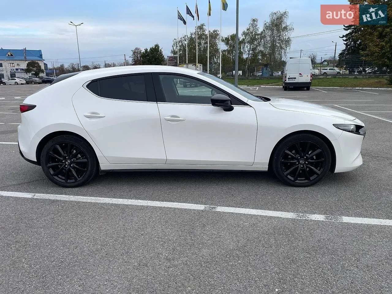 Mazda 3 2021 photo 2