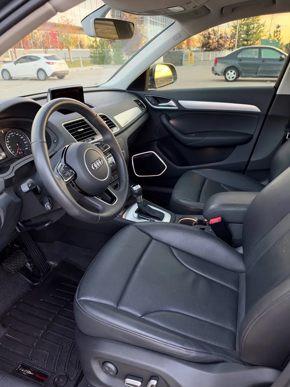 Audi Q3 2016 photo 4