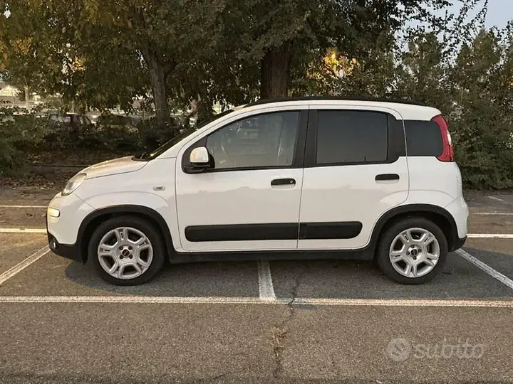 Fiat Panda 2023 photo 2