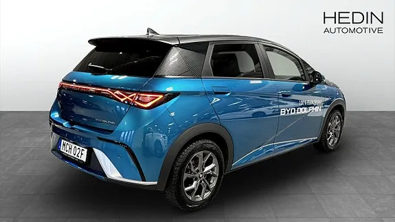 BYD Dolphin 2023 photo 2