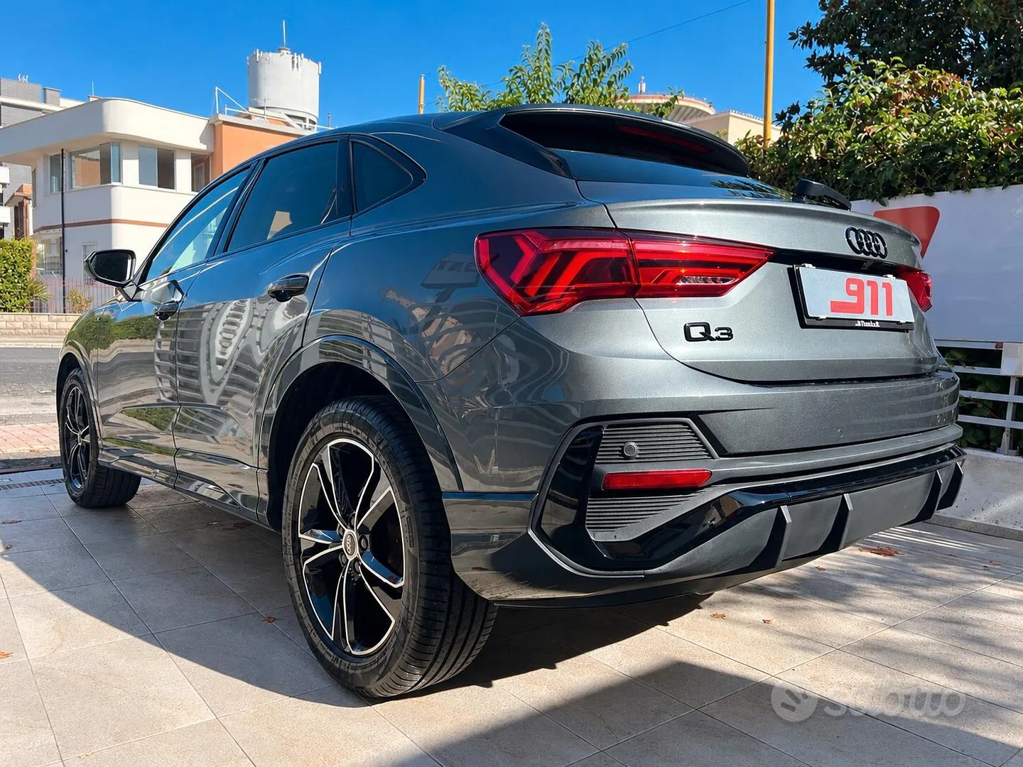 Audi Q3 2022 photo 3