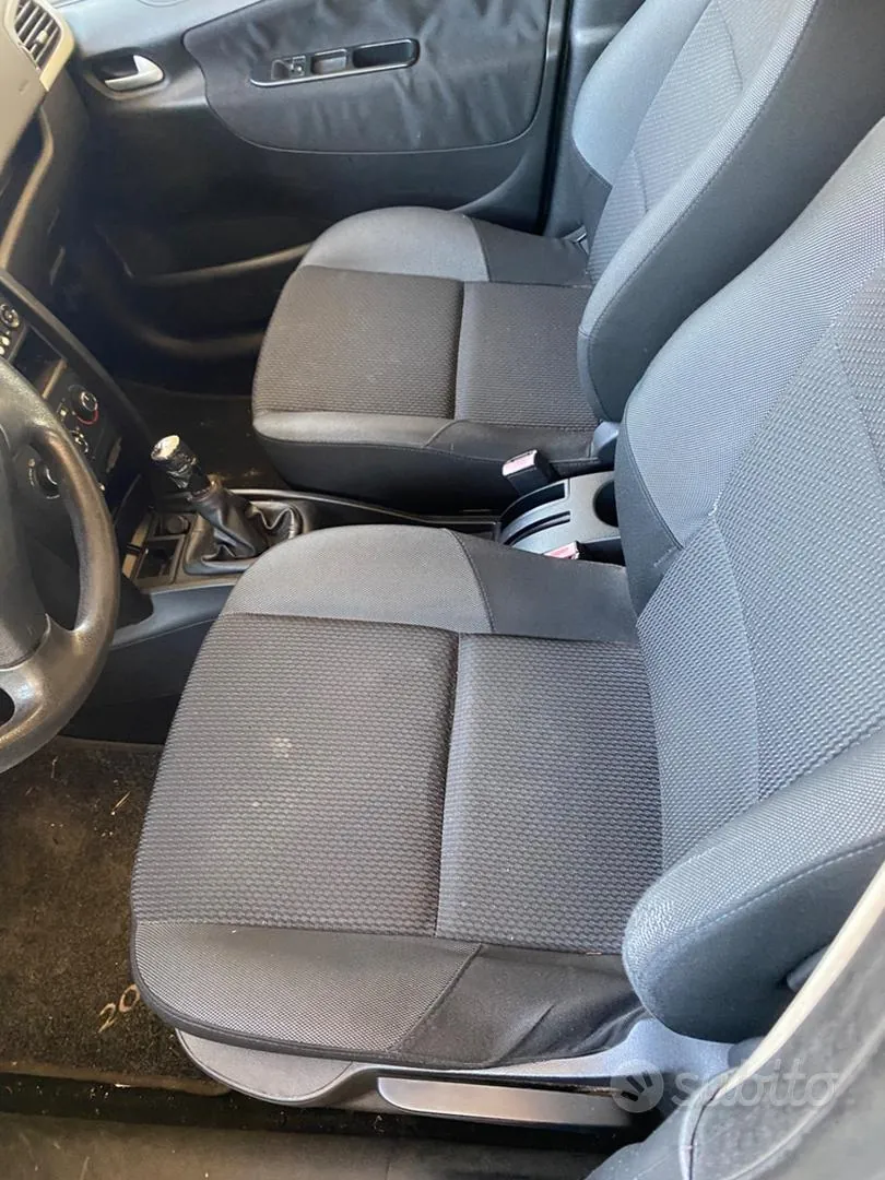 Peugeot 207 2009 photo 5