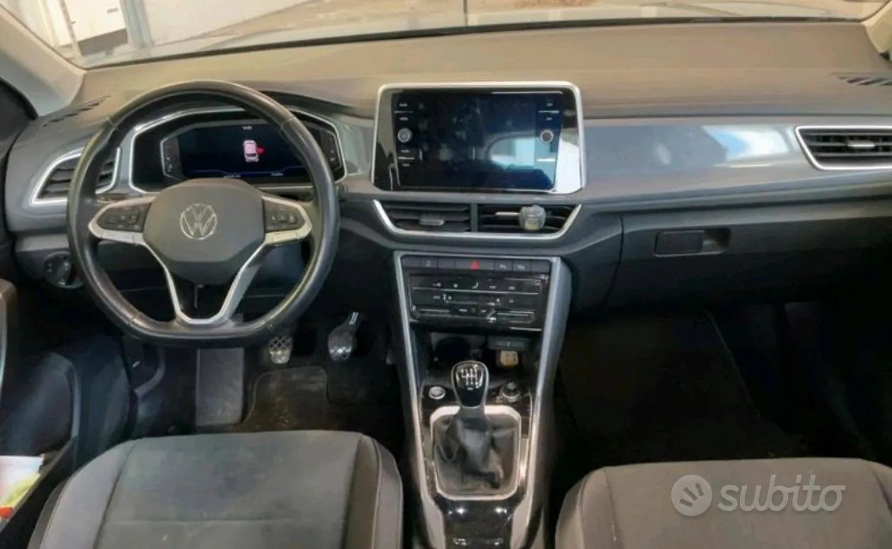 Volkswagen T-Roc 2023 photo 4