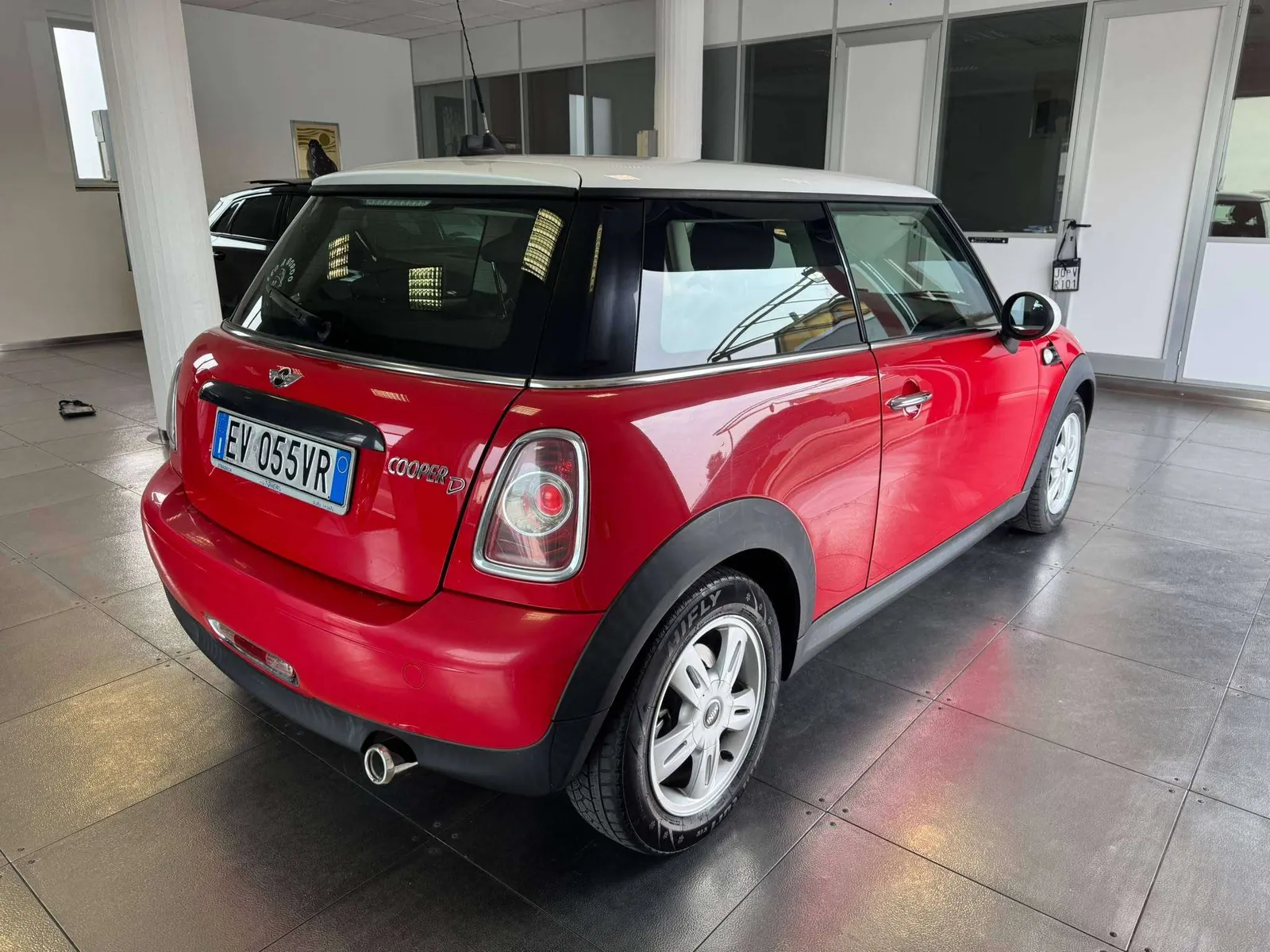 Mini Cooper D 2013 photo 5