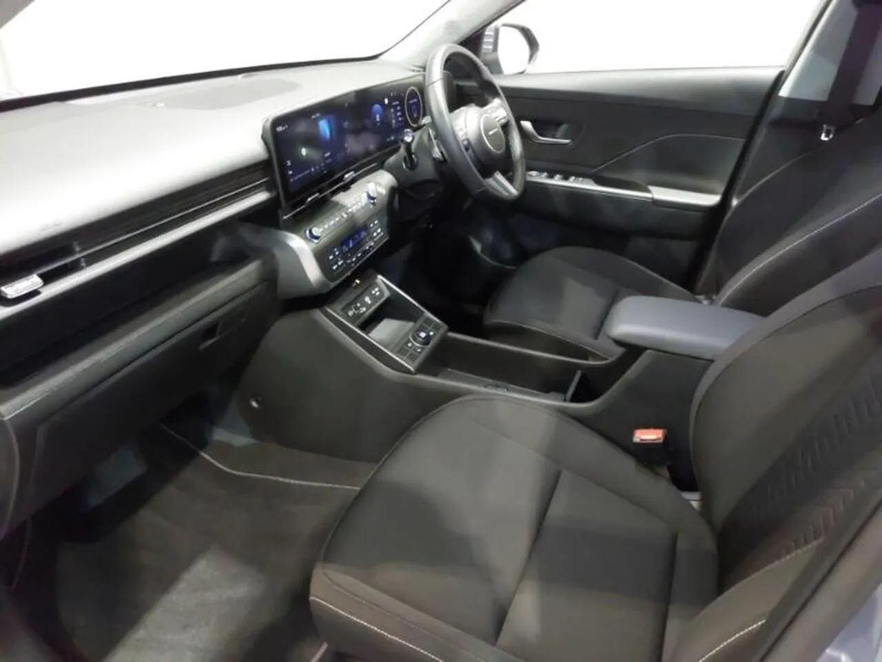 Hyundai Kona 2025 photo 5