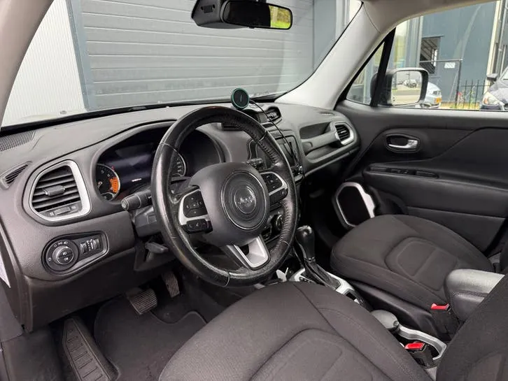 Jeep Renegade 2016 photo 2