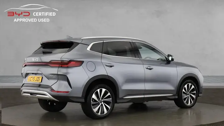 BYD Seal U 2025 photo 2