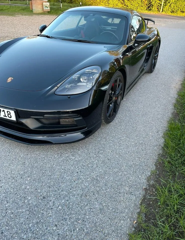 Porsche Cayman Gts