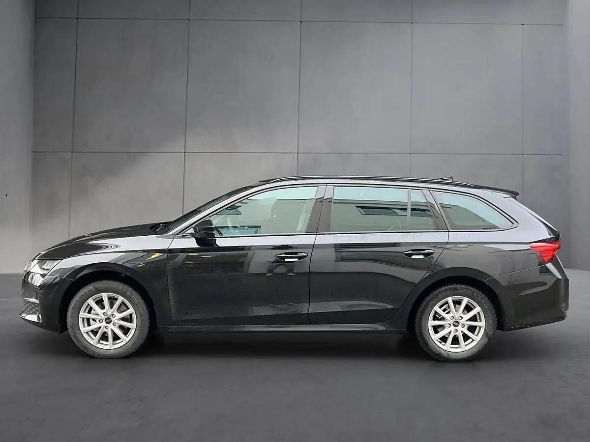 Skoda Octavia 2025 photo 3