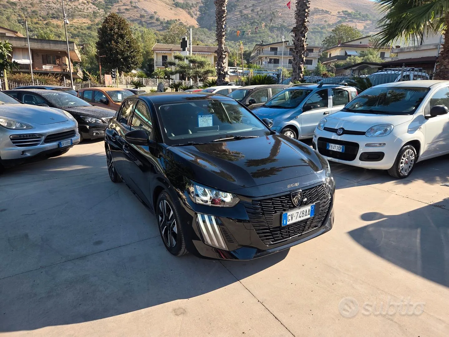 Peugeot 208 2024 photo 2