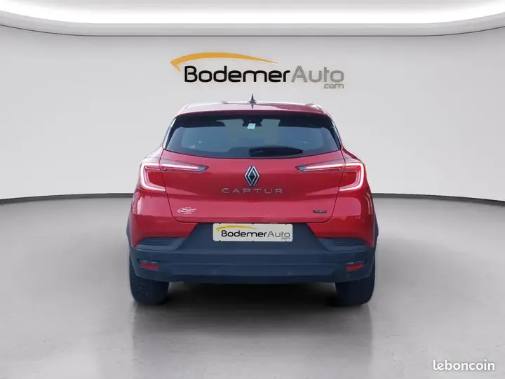 Renault Captur 2024 photo 4