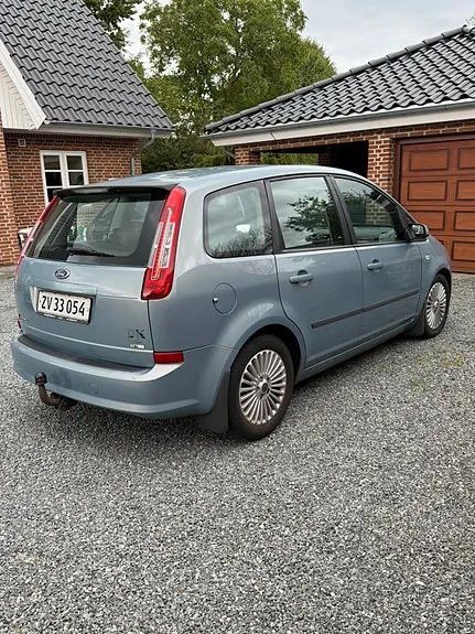 Ford C-Max 2009 photo 4