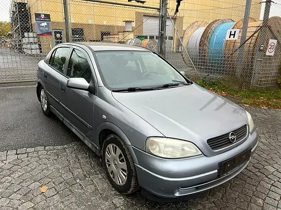 Opel Astra 2004 photo 4