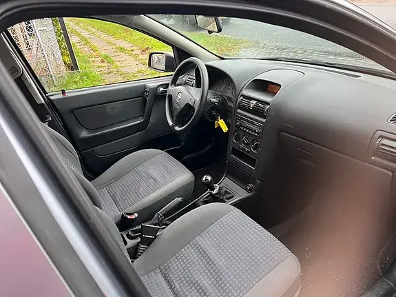 Opel Astra 2004 photo 3