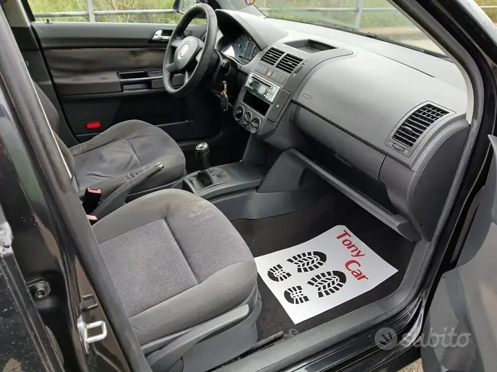 Volkswagen Polo 2006 photo 5
