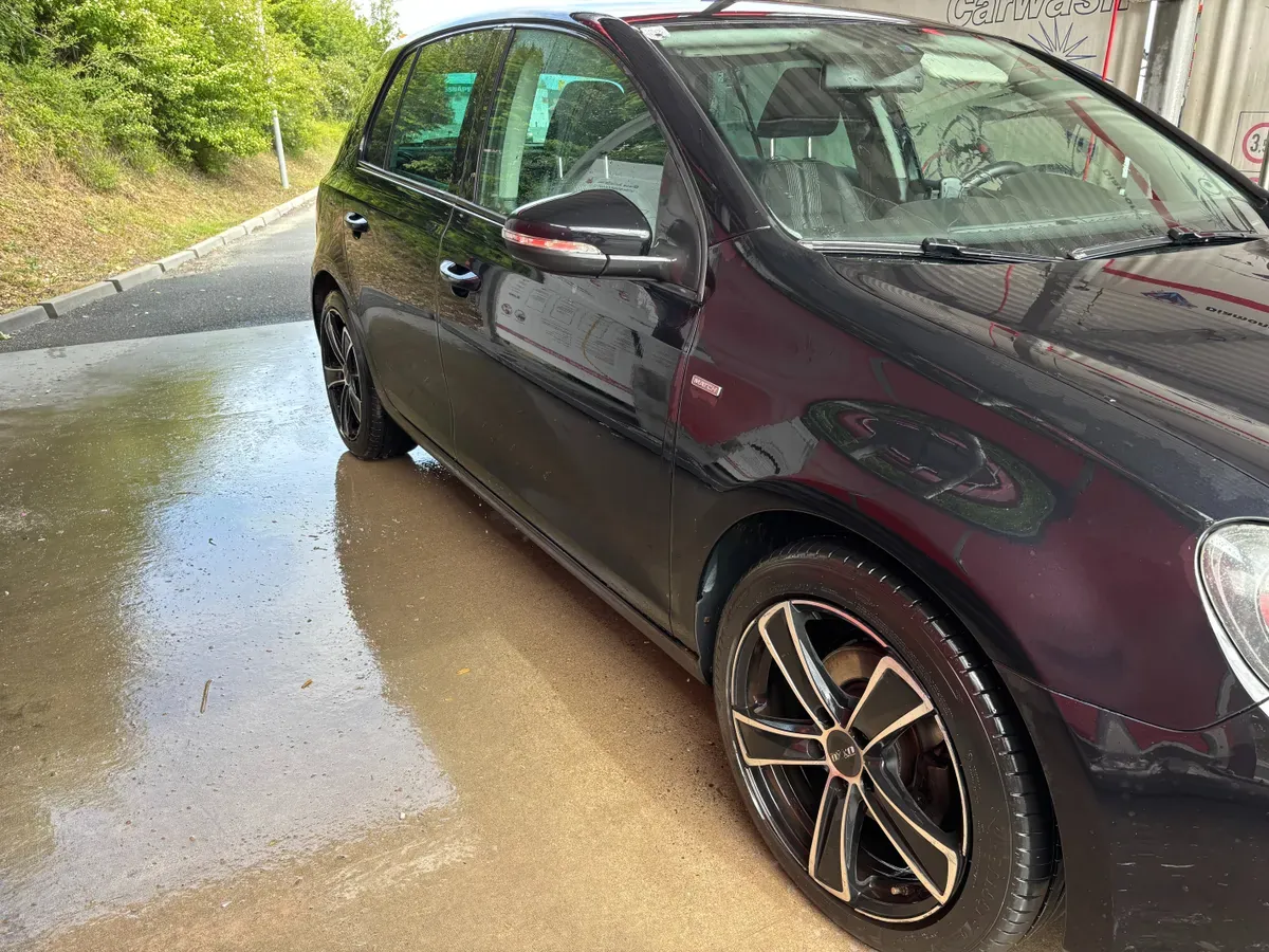 Volkswagen Golf 2013 photo 2