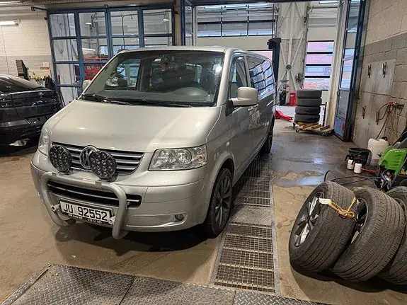 Volkswagen Caravelle