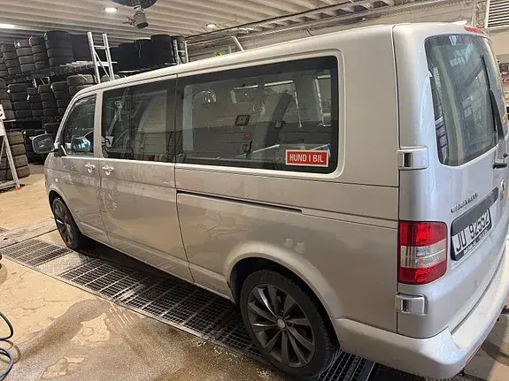 Volkswagen Caravelle 2006 photo 3