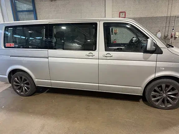Volkswagen Caravelle 2006 photo 5