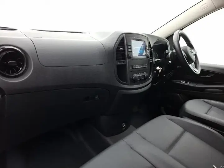 Mercedes-Benz Vito 2024 photo 5
