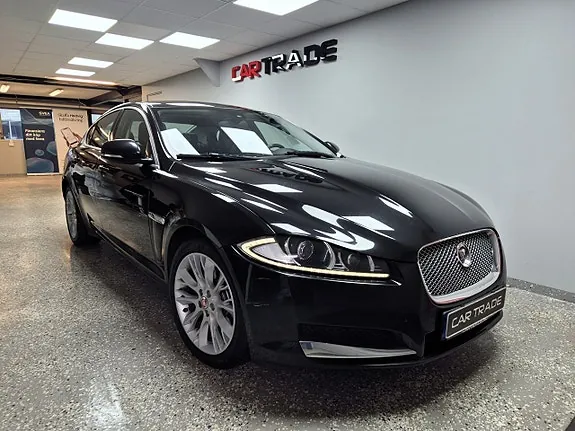 Jaguar Xf 2015 photo 3