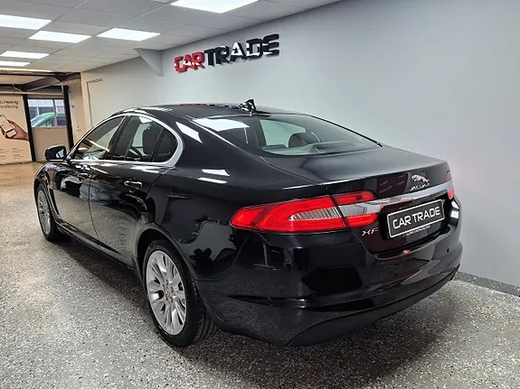 Jaguar Xf 2015 photo 4