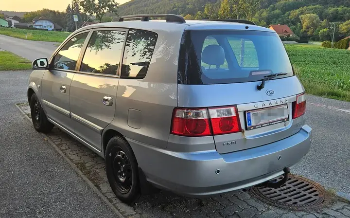 Kia Carens 2006 photo 2