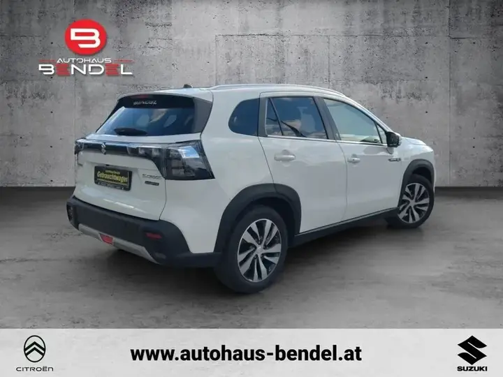 Suzuki S-Cross 2023 photo 3