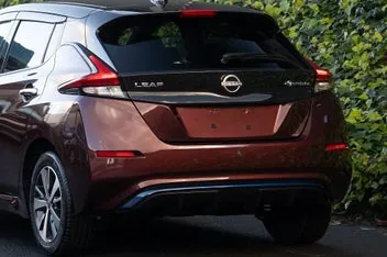 Nissan Leaf 2021 photo 4