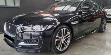 Jaguar Xe 2015 photo 2