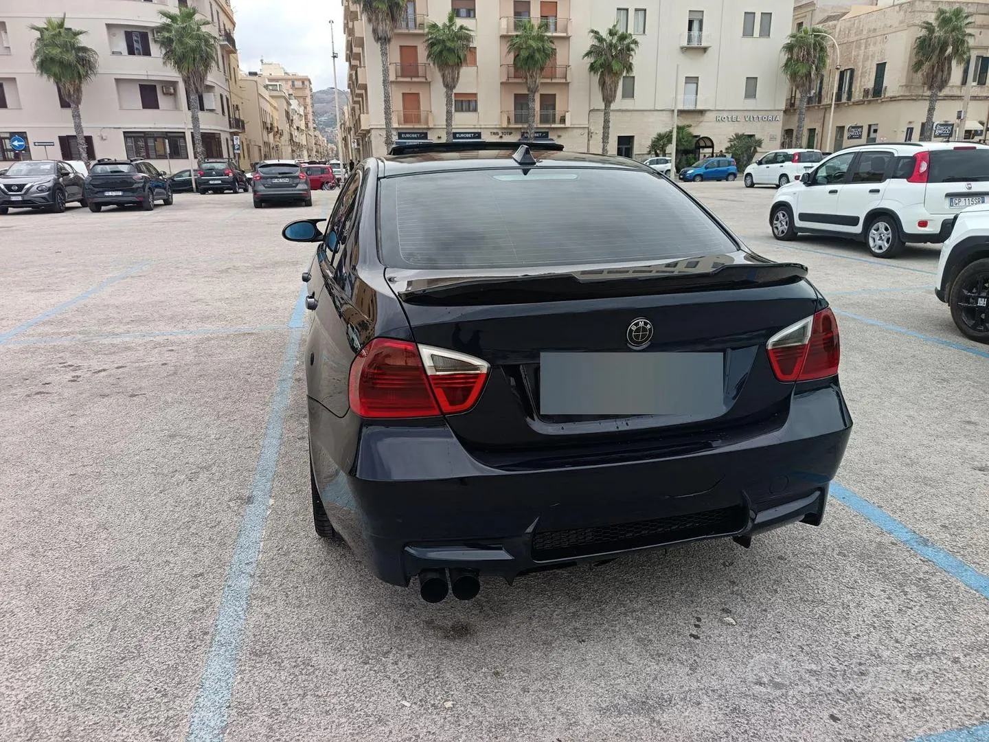 BMW E90 2007 photo 3