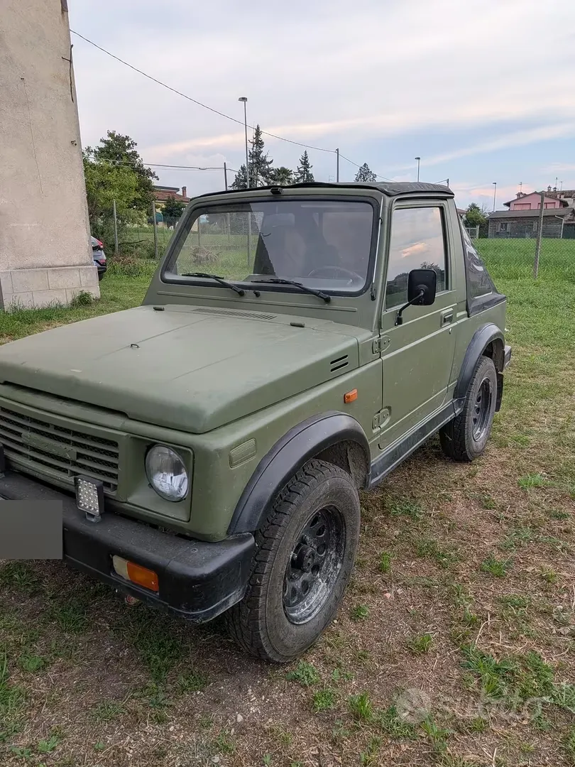 Suzuki Sj410