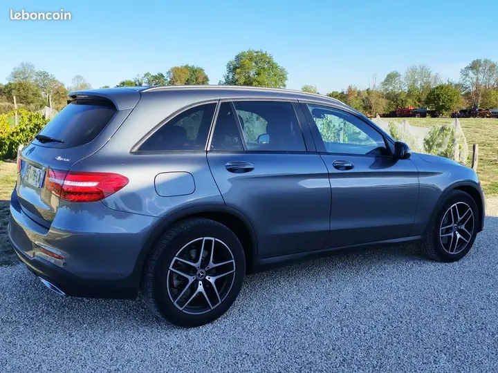 Mercedes-Benz Glc 2018 photo 2