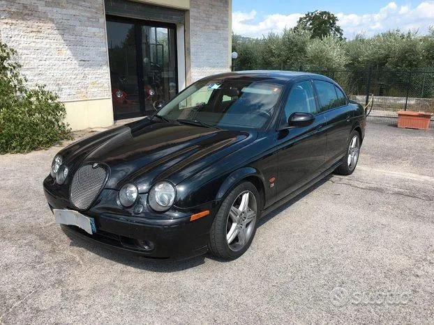 Jaguar S-Type 2002 photo 2