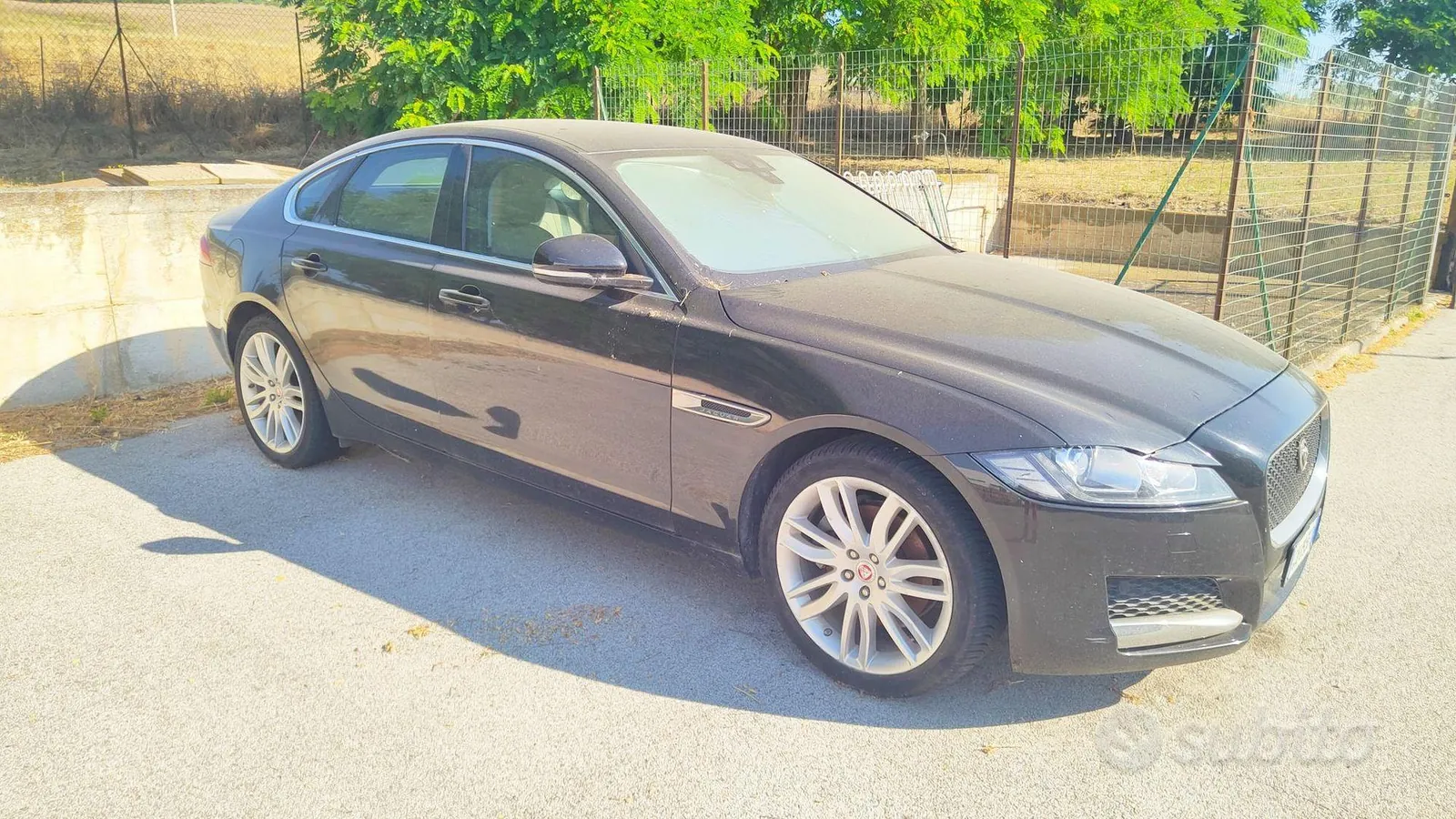 Jaguar Xf 2016 photo 3