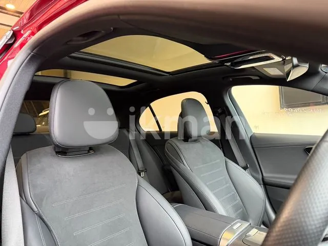 Mercedes-Benz C200 2025 photo 5