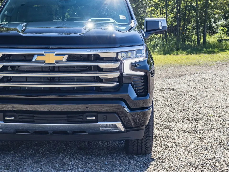 Chevrolet Silverado 2026 photo 4