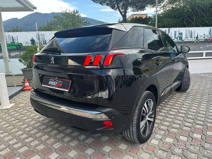 Peugeot 3008 2023 photo 3