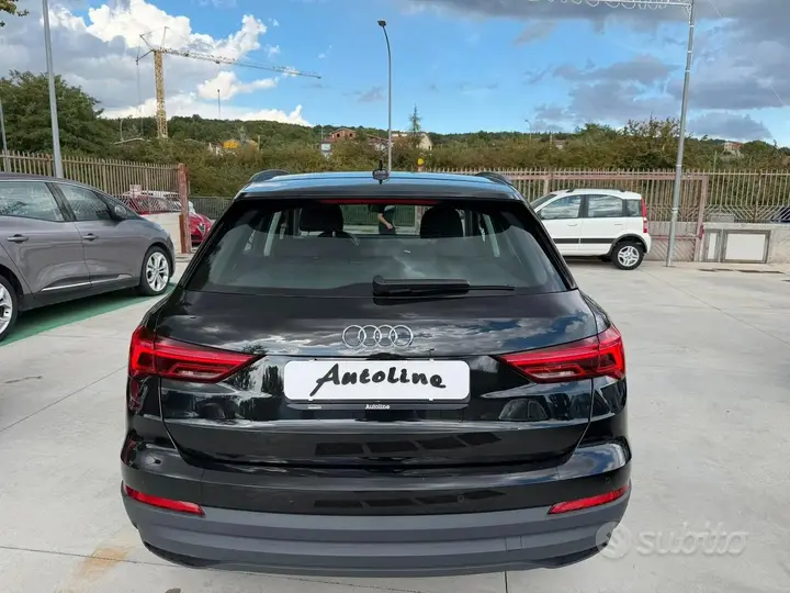 Audi Q3 2023 photo 5