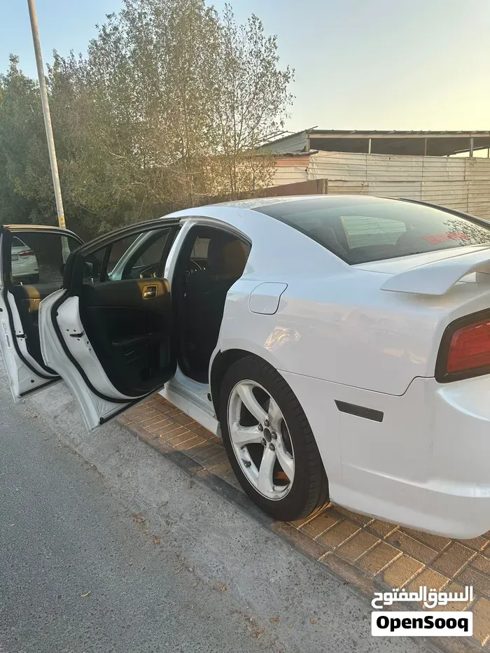 Dodge Charger 2013 photo 4