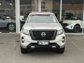 Nissan Navara 2022 photo 3