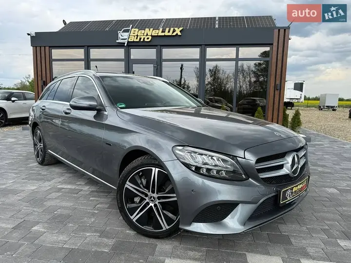 Mercedes-Benz C-Class
